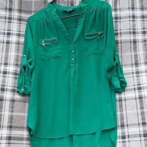 ♠️ Jewel Tone Emerald Green St. Patrick's Tabbed 3/4 Sleeve Blouse with Pockets